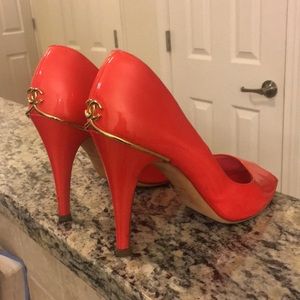 100% authentic Chanel peep toe pumps